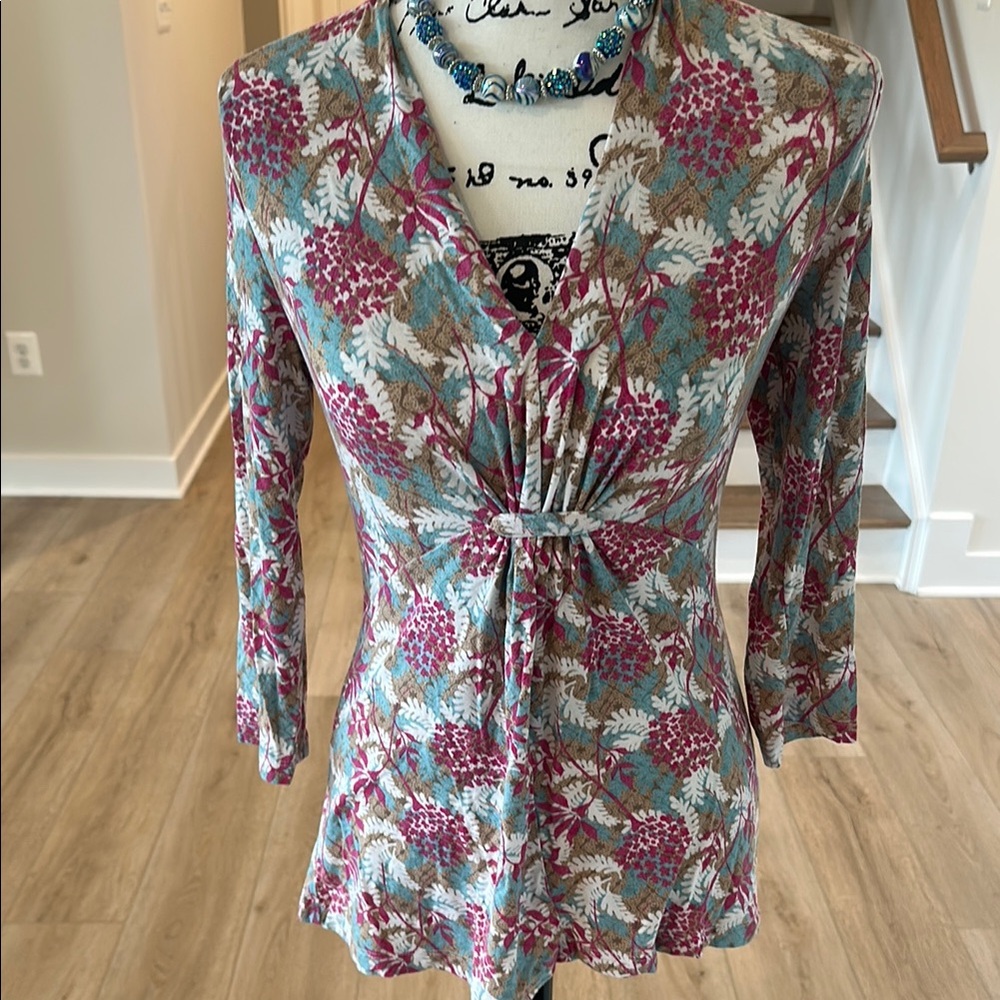 FLORAL FRONT GATHERING-3/4 SLEEVE SMALL